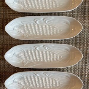 Sur La Table Set Of 4 White Porcelain Corn Holders 9.5”